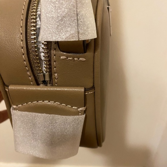 MARC JACOBS NWT Voyager Leather Square Crossbody Bag - Picture 9 of 11